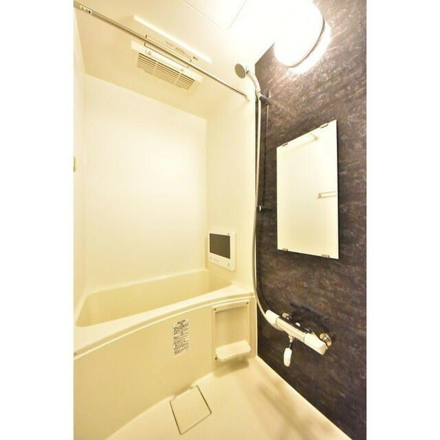 ブライトテラス赤塚の浴室