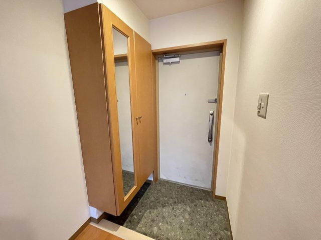 メイクネクストの玄関