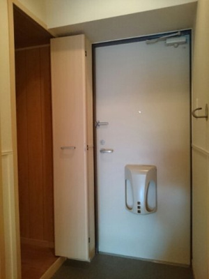 【玄関】 | レジデンスハライチＣ