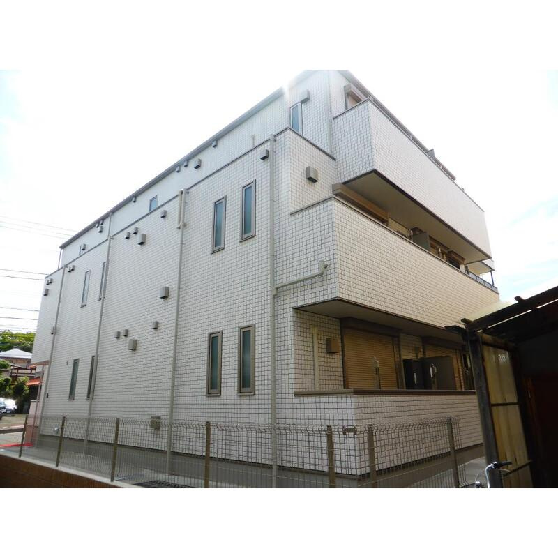 ルミエール港南台