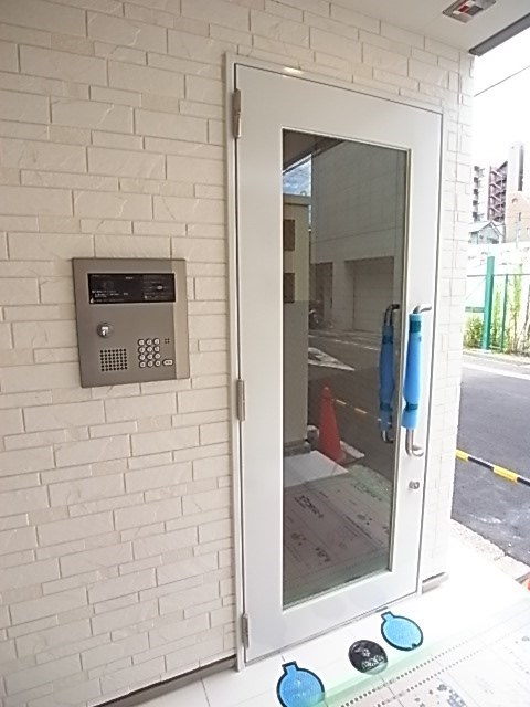 シャルマン神戸三宮のエントランス