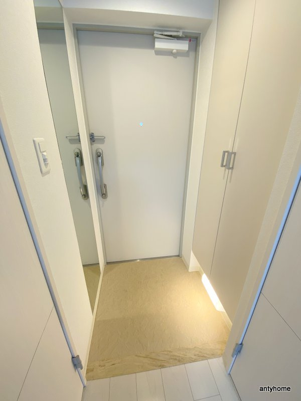 セイワパレス玉造上町台　仲介手数料無料の玄関