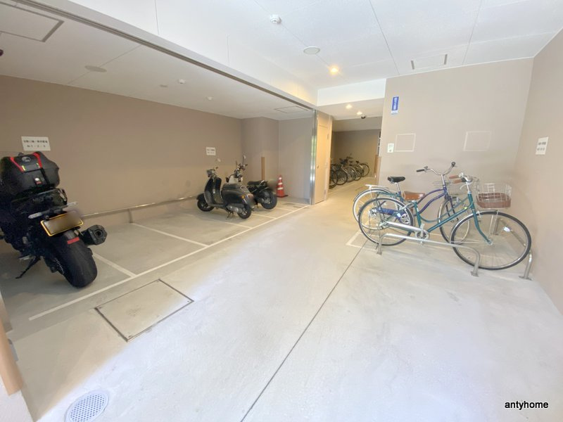 セイワパレス玉造上町台　仲介手数料無料の駐車場