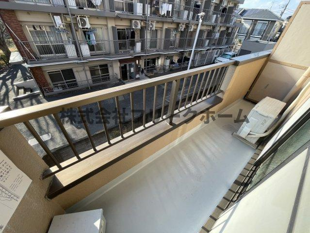 小金井市前原町３丁目の賃貸マンションのバルコニー