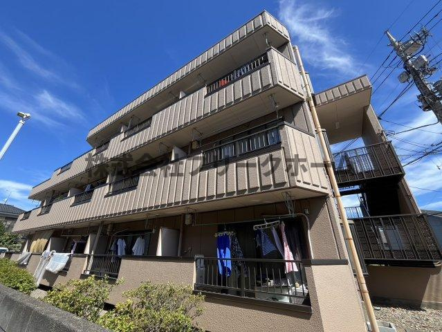 小金井市前原町３丁目の賃貸マンションの外観