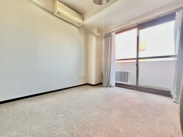 サンコーポ佐鳴台　中央区佐鳴台一丁目の洋室|日中は自然光が差し込み、風通しも良い快適な洋室です！