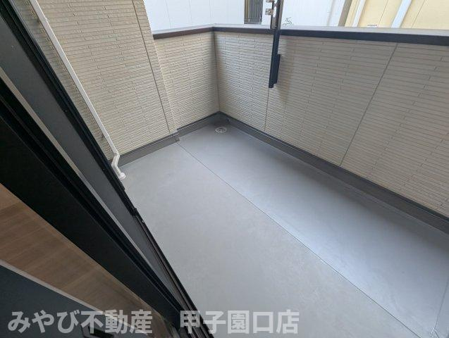 メゾン・ド・プティエル今津のバルコニー