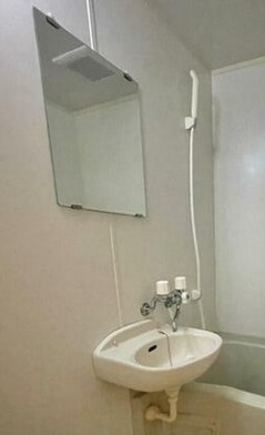 プレジール東逸見の洗面所