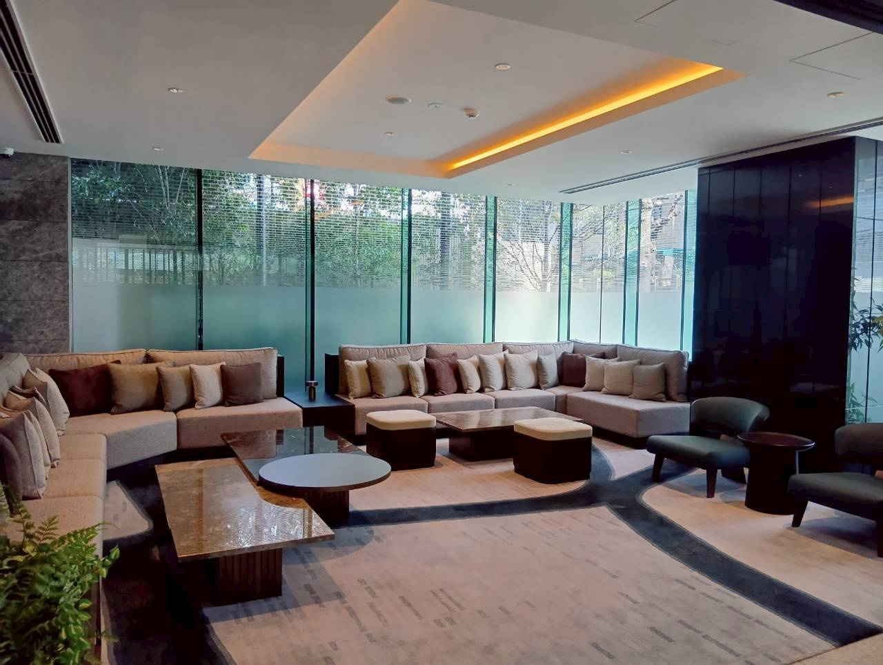 プラウドタワー渋谷　18階のロビー|令和8年3月16日撮影　