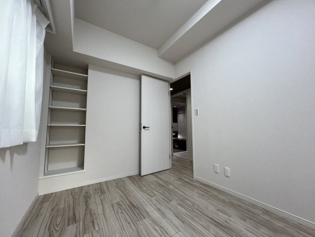 玄関横手のお部屋です！