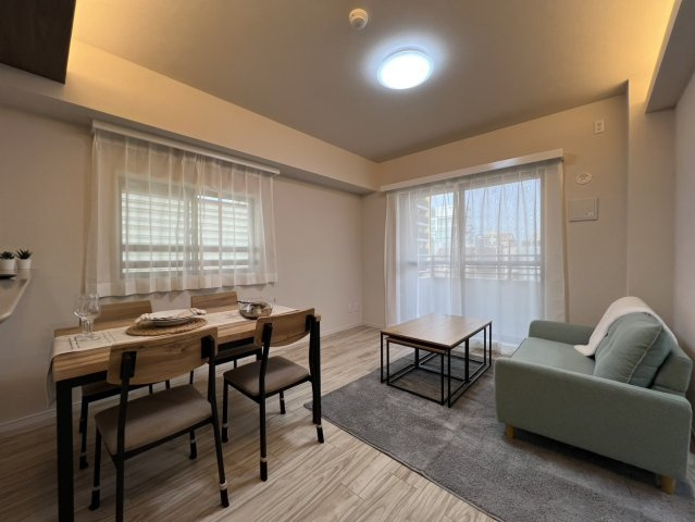 2面に窓があります！