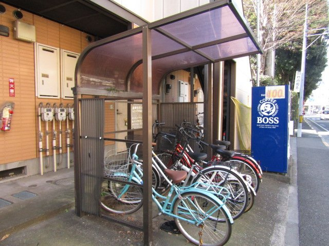 【その他共用部分】 | カサベルテクラス | 駐輪場