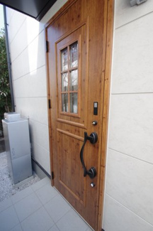 【玄関】 | 【仲介手数料無料！！】府中市若松町3丁目　新築戸建て（全3棟）2号棟　5990万円