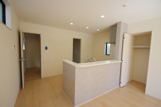 【キッチン】 | 【仲介手数料無料！！】府中市若松町3丁目　新築戸建て（全3棟）2号棟　5990万円