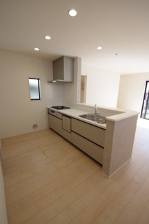 【キッチン】 | 【仲介手数料無料！！】府中市若松町3丁目　新築戸建て（全3棟）2号棟　5990万円