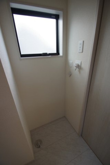 【ランドリースペース】 | 【仲介手数料無料！！】府中市若松町3丁目　新築戸建て（全3棟）2号棟　5990万円