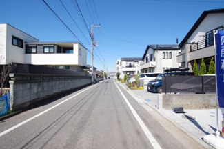 【前面道路含む現地写真】 | 【仲介手数料無料！！】府中市若松町3丁目　新築戸建て（全3棟）2号棟　5990万円