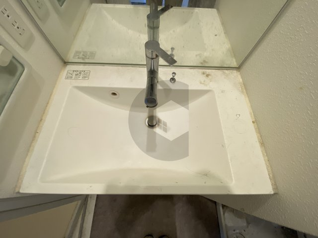 グランドゥーエ永和駅前の洗面所