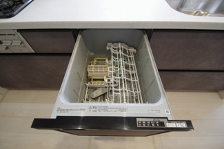 【キッチン】 | 【仲介手数料無料！！】府中市若松町3丁目　新築戸建て（全3棟）3号棟　6390万円 | ビルトイン食洗機