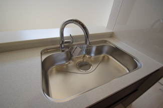 【キッチン】 | 【仲介手数料無料！！】府中市若松町3丁目　新築戸建て（全3棟）3号棟　6390万円 | 浄水器付き水栓