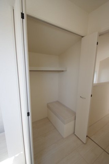 【収納】 | 【仲介手数料無料！！】府中市若松町3丁目　新築戸建て（全3棟）3号棟　6390万円