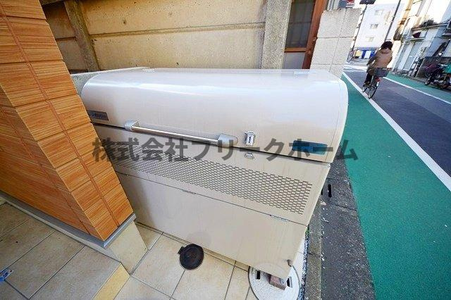 三鷹市下連雀４丁目のアパートのその他共用部分