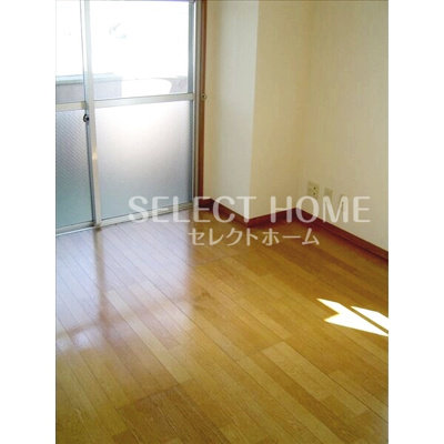 【居間・リビング】 | マンションリバーストーン | ゆったりとしたリビングです