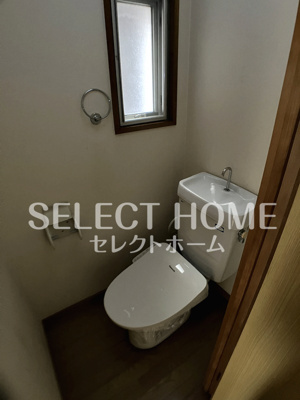 【トイレ】 | マンションリバーストーン | 清潔感のあるトイレです