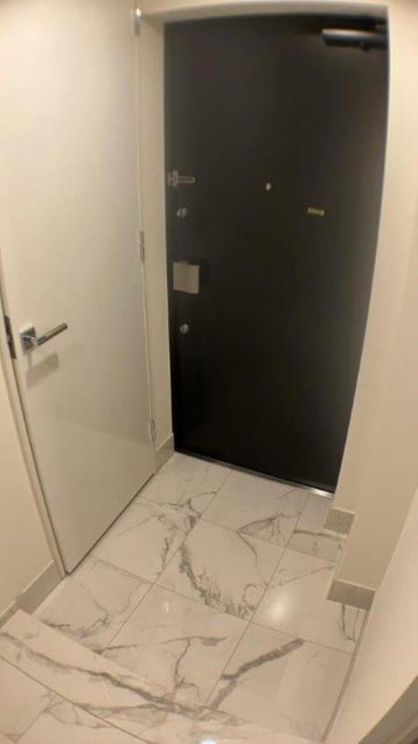 シティハウス巣鴨の玄関