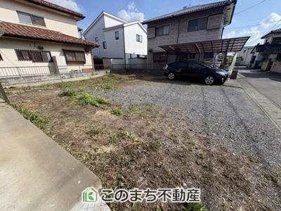 【駐車場】 | 小山市羽川再生住宅　１ | 広々とした駐車場は最大4台駐車可能☆　※車種によります