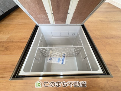 【収納】 | 小山市羽川再生住宅　１ | あると便利な床下収納庫付き☆