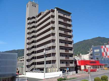 ランドコア呉本通の外観