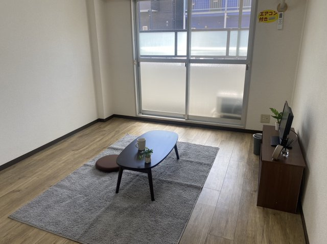 サンライズパティオⅡの居間・リビング