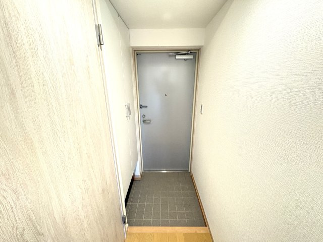 グランヴェールにしすなの玄関