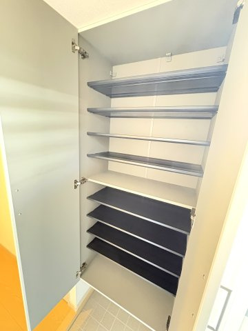 グランヴェールにしすなの収納