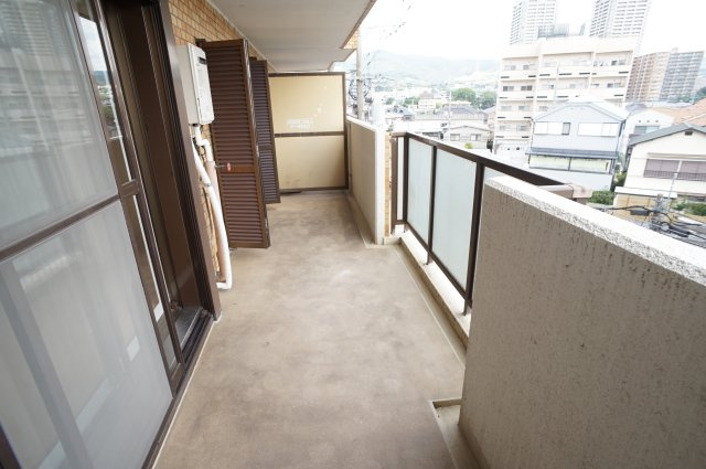 宝塚コートハイツのバルコニー