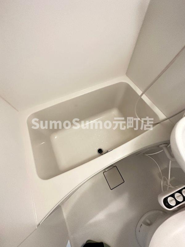 メゾンド山手の浴室