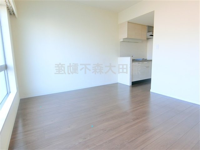 ミストラルコート(MISTRAL　COURT)の居間・リビング|LDK