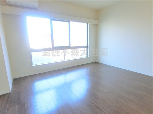 ミストラルコート(MISTRAL　COURT)の居間・リビング|LDK