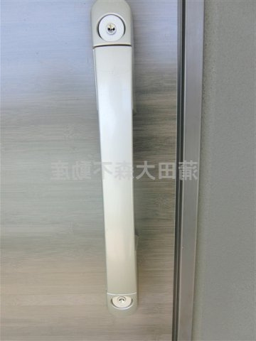 ミストラルコート(MISTRAL　COURT)の玄関