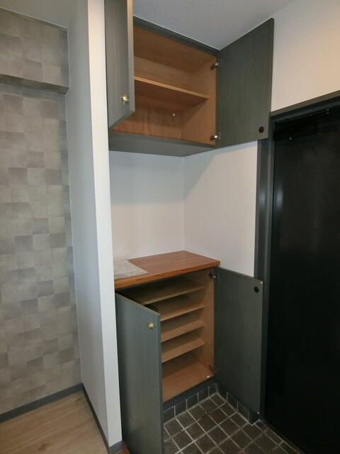 フェイヴァーフィールド池袋の玄関