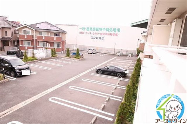 メゾネット・アンジュ弐番館の駐車場|※パース写真