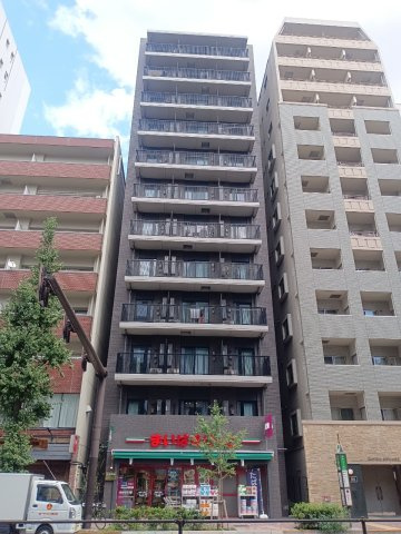 1階にスーパーがあるので買い物が楽です！