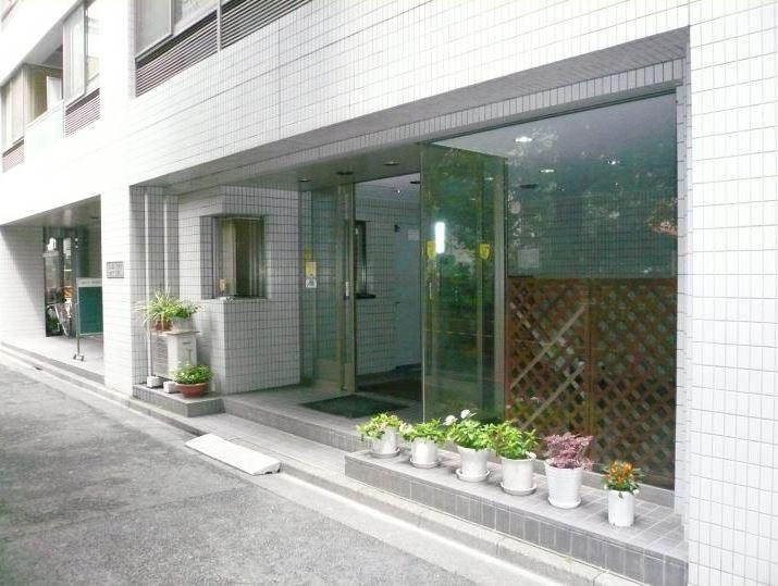 三番町パークライフのエントランス|三番町パークライフ
