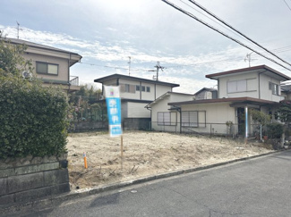 【前面道路含む現地写真】 | 岡山町　新築一戸建 | WHATAWONまで徒歩３９分♪休日のお出かけや普段のお買い物にも便利ですね！