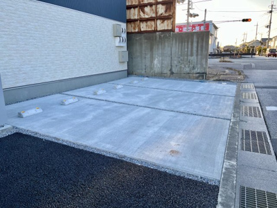 【駐車場】 | ガレリクラタ