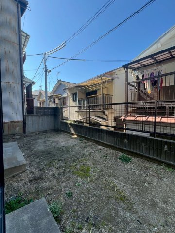 山手2丁目戸建の庭