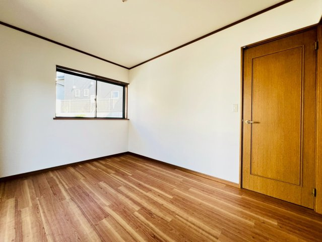 山手2丁目戸建の子供部屋