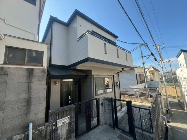 山手2丁目戸建の外観