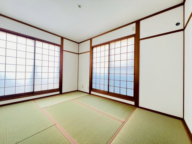 山手2丁目戸建の和室